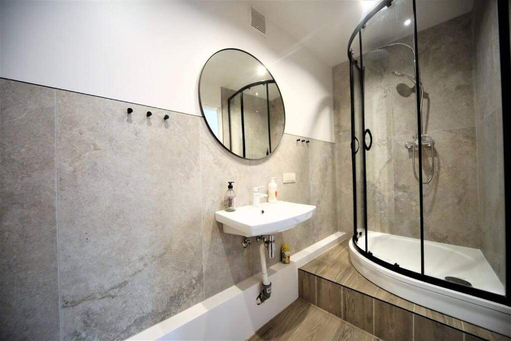 Two Bedroom / Old Town With Private Terrace Riga Exteriör bild
